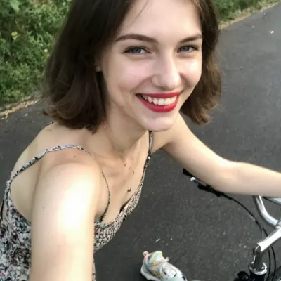 Полина
